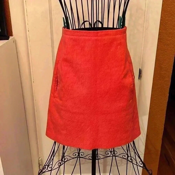 Carven coral color mini skirt w/pockets-Sz 42 - Picture 1 of 7